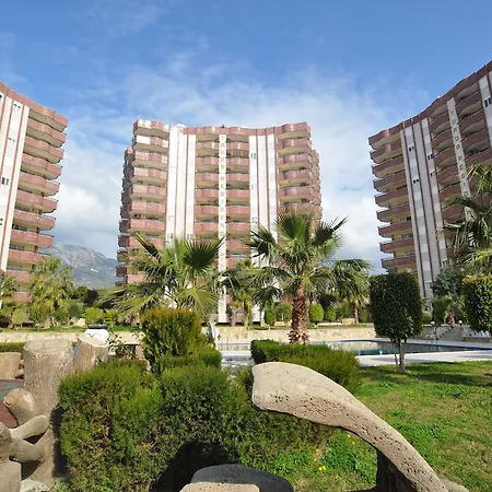 Appartement Toros 1 *